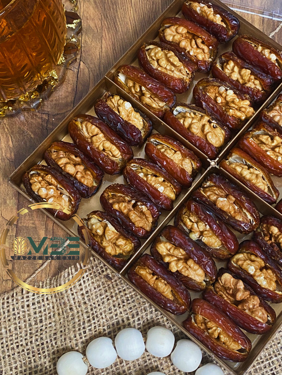 خرما پیارم مغز دار