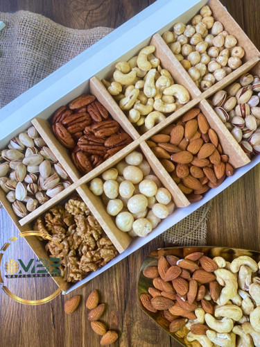 پک ۸ خانه آجیل خام لوکس