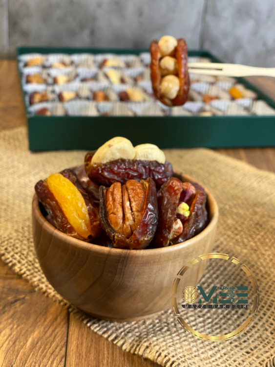 خرما پیارم مغزدار لوکس